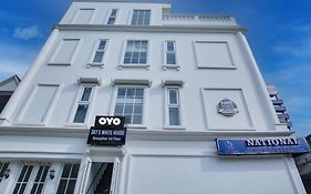 Hotel O Sky White House